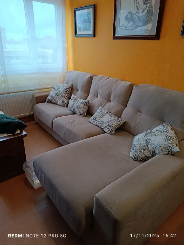 Sofá chaise longue beige tela