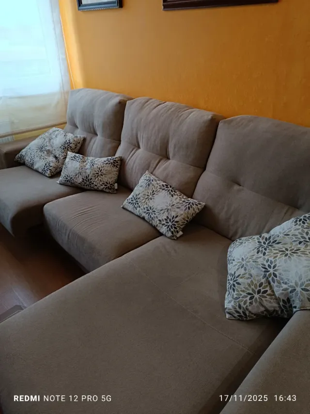 Sofá chaise longue beige tela