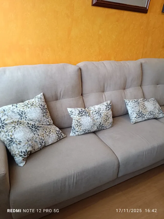 Sofá chaise longue beige tela