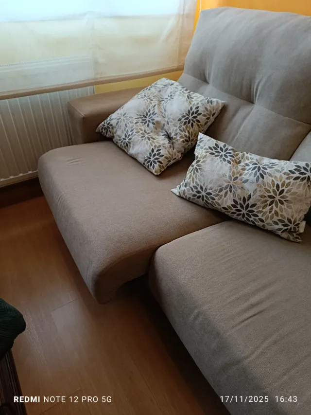 Sofá chaise longue beige tela