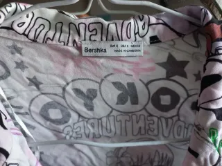 Camisa crop estampado japonés manga