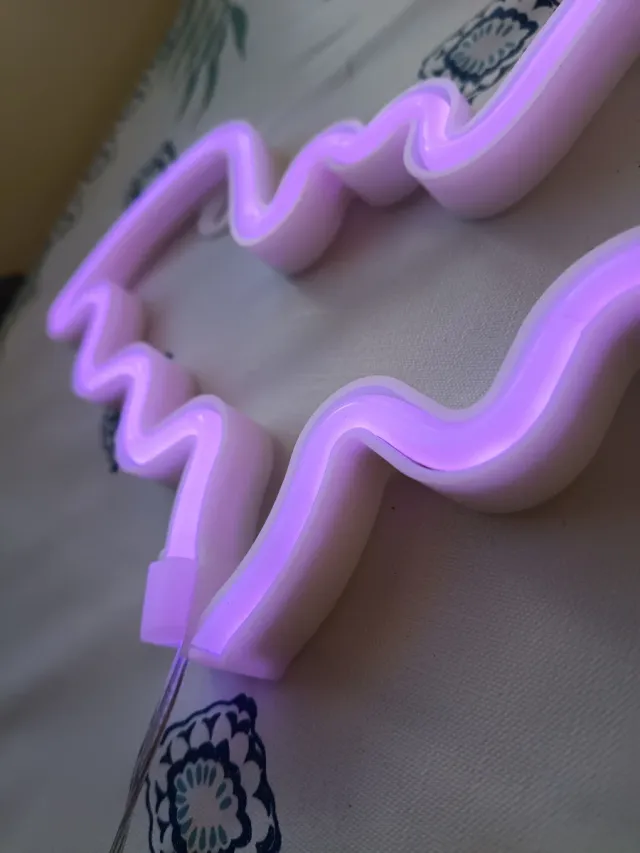 Luz Neón Murciélago Morado