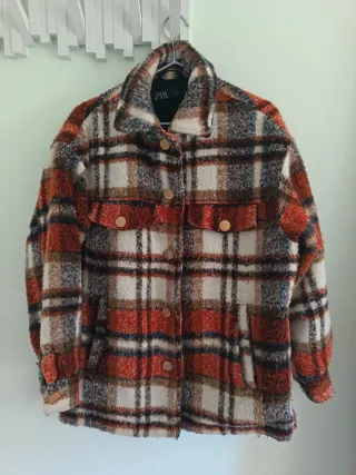 Abrigo Zara cuadros multicolor