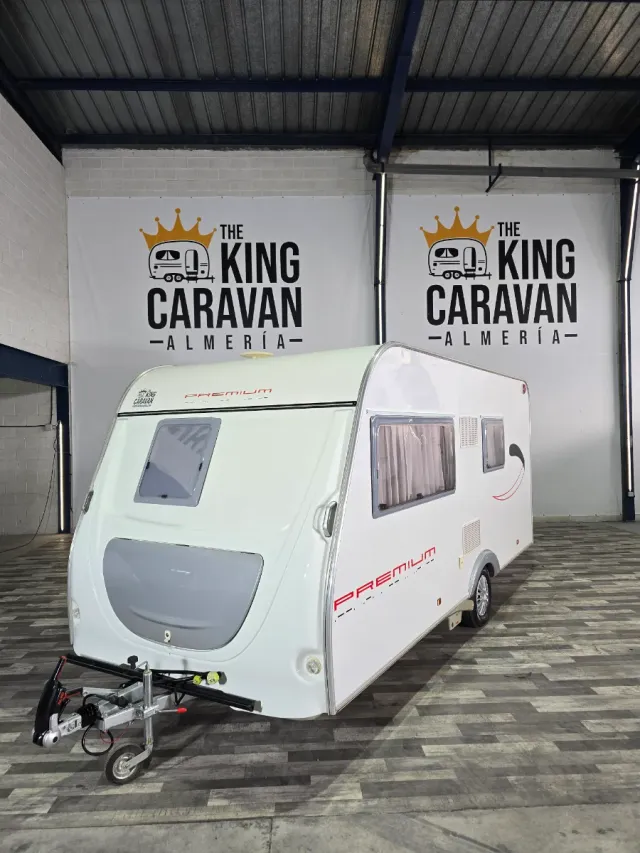 Caravana Across Cama Isla Aire Mover impecable