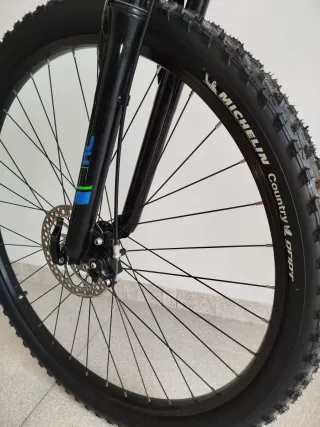 Bicicleta Montaña 29 Racer Azul, modelo 275.