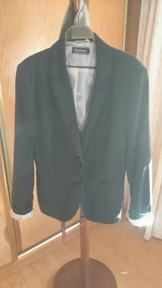 Chaqueta Americana Stradivarius Negra