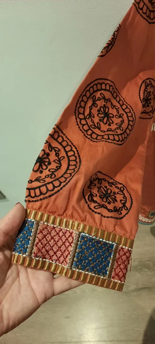 Blusa bordada mujer naranja