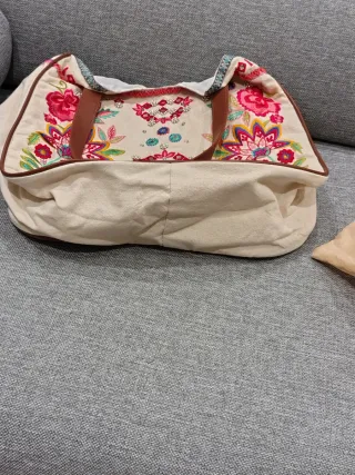 Borsa donna con ricami floreali