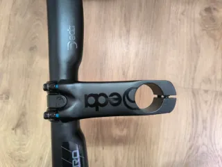 Manillar y potencia Deda