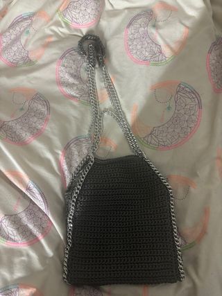 Borsa uncinetto grigia catena stile mccartney