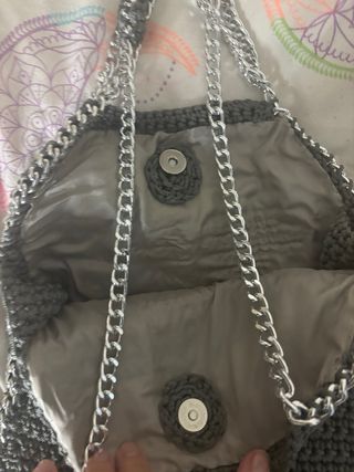 Borsa uncinetto grigia catena stile mccartney