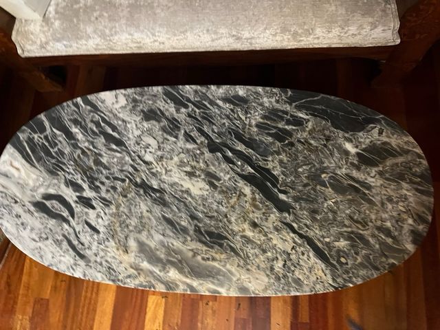 Mesa de salón mármol principios S XX