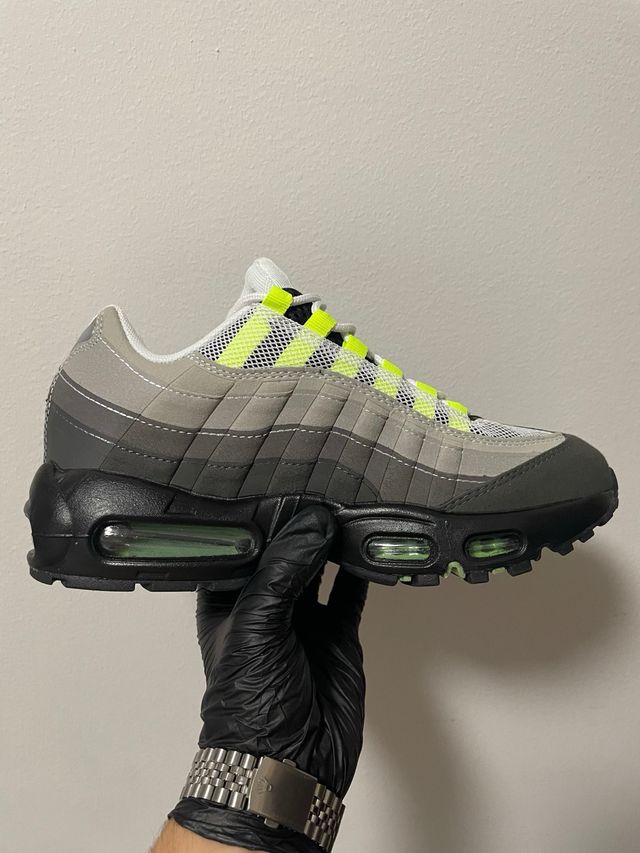 Nike Air Max 95 Neón