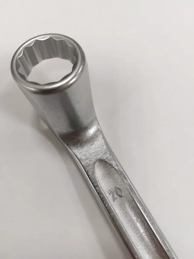 Chiave poligonale doppia