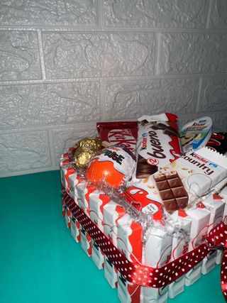 Torta Kinder Sorpresa e Ferrero Rocher