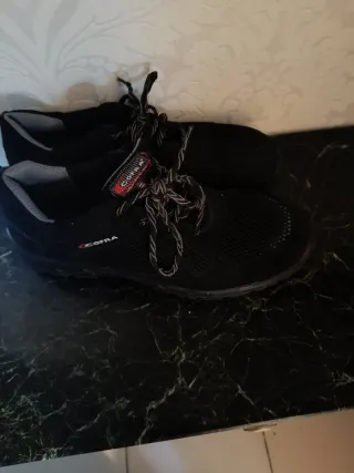 Zapatos de seguridad Cofra negros