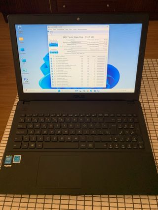 Portátil Asus P2520L