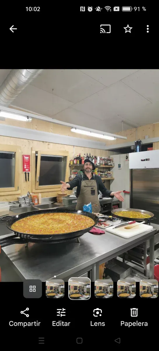 Paellas, comidas caseras.