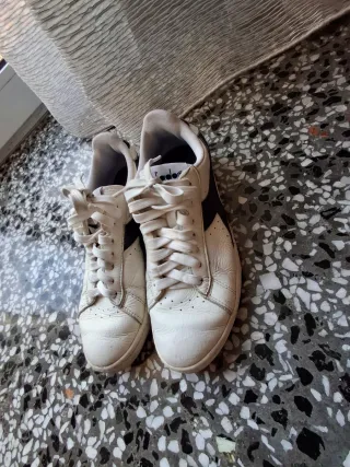 Scarpe da donna Diadora bianche e nere