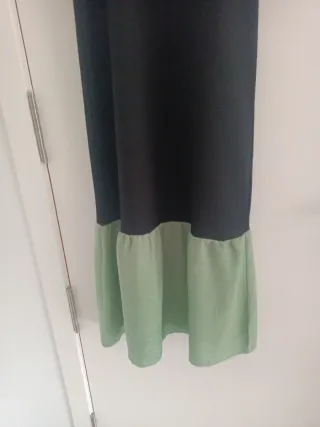 Vestido de verano negro y verde
