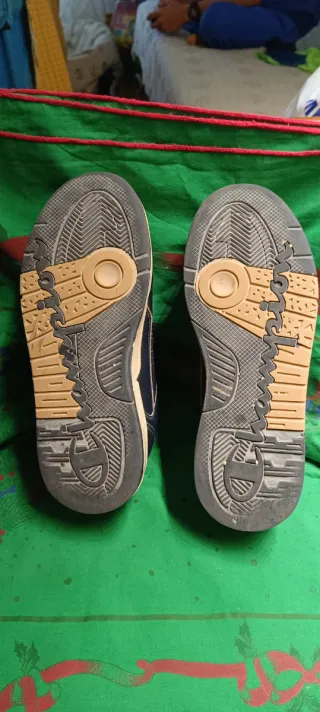 Zapatillas Champion Azul y Beige