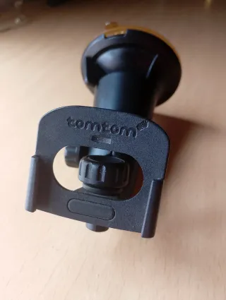 GPS TomTom ONE Classic con accesorios