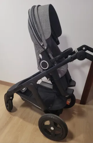 Capazo y Silla Stokke