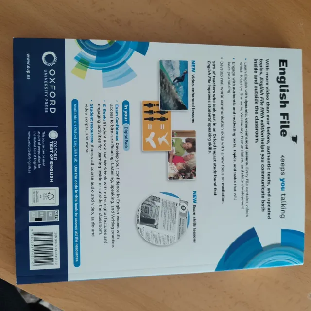 English File 5th Edition A2/B1. Student's Book ...