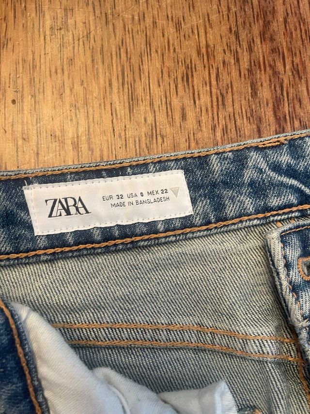 Vaquero Zara Talla 32 EUR