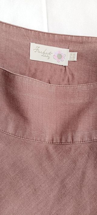 Falda vuelo marrón y beige con bordado