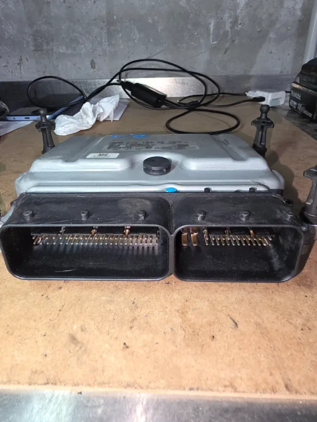 Centralita Motor Mercedes OM272