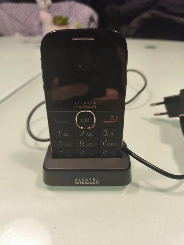 Móvil Alcatel One Touch para Mayores