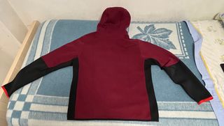 Chaqueta Nike Tech Fleece Roja y Negra