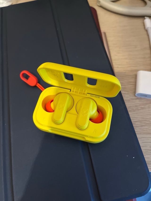 Auriculares Bluetooth Skullcandy Amarillos