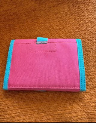 Cartera Roxy rosa y turquesa