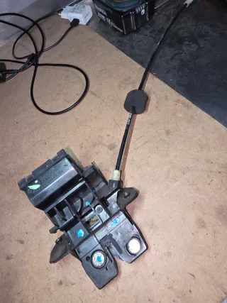 Cerradura Maletero Mercedes