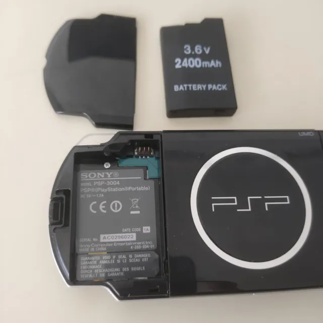 Sony PSP 3004 + Funda y Cargador