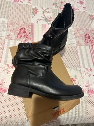 Stivaletti donna neri