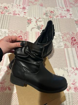 Stivaletti donna neri