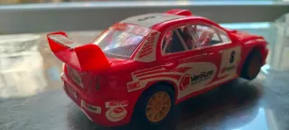 Coche Scalextric Subaru Impreza Rally no original.
