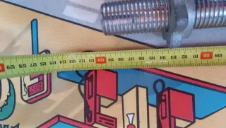 Barras y mancuernas para gimnasio