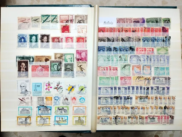 Album di francobolli America +1000