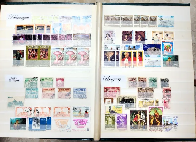 Album di francobolli America +1000