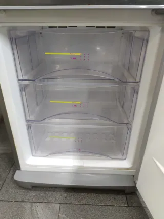 Nevera Fagor 185x60cm A+ no Frost con Garantia