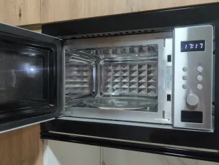 Microondas empotrable Evvo