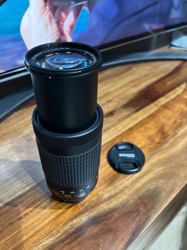 Objetivo Nikon AF-P DX Nikkor 70-300mm