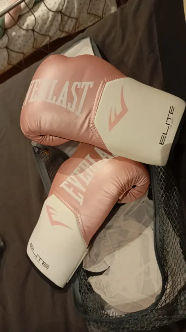 Guantes Everlast Elite Rosa y Blanco. 12oz