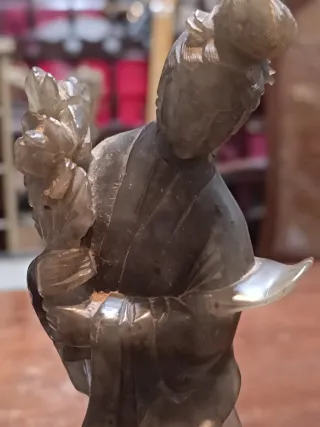 Figura antigua de jade