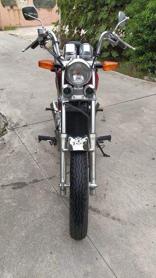 Kawasaki EN 500 Custom Roja