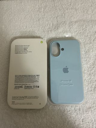 Cover iPhone 16 Silicone Azzurro